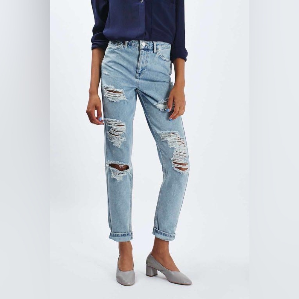 NWOT | Topshop MOTO Mom | High Rise Tapered | Heavy Distress | Blue | W28 L30